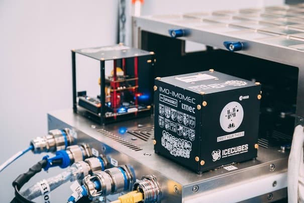 OSCAR-QUBE. On the right: the flight model that has been launched to ISS. On the left (exposed): the ground model that resides in the lab for reference. ©UHasselt